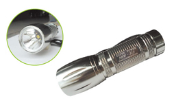 NEW-313	手電筒 (一般電池)